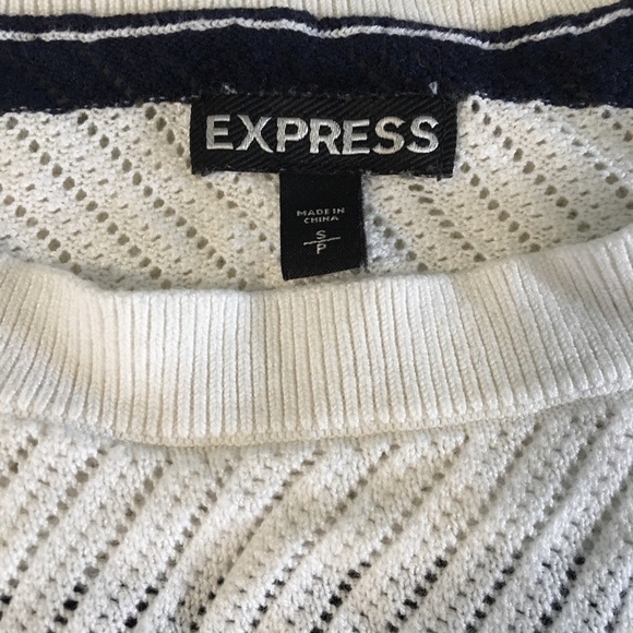 Express top - Picture 2 of 2